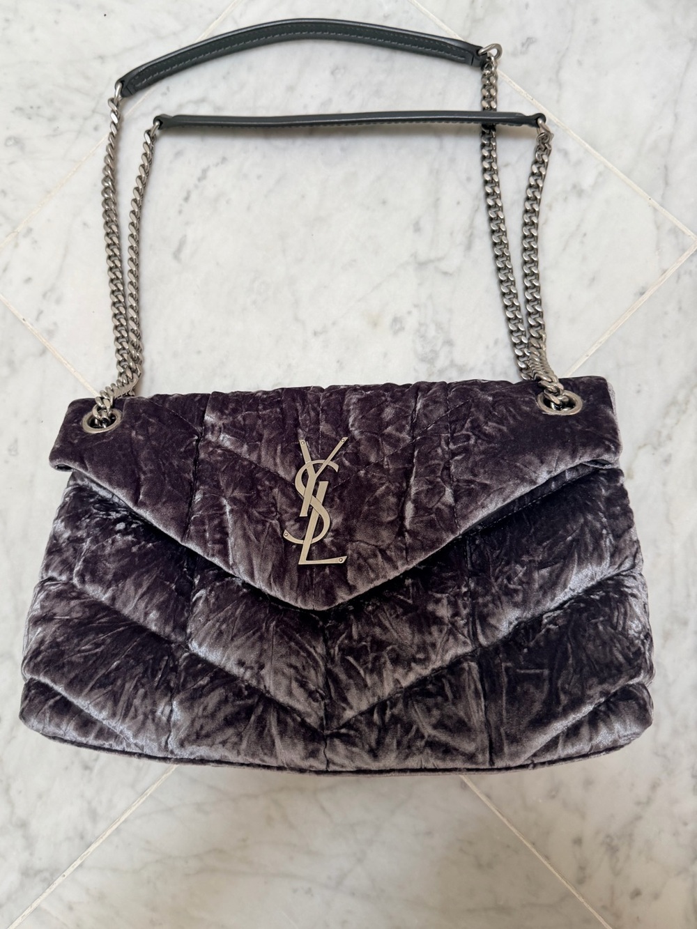 Saint Laurent Small Loulou Puffer Shoulder Bag in Iron Grey Crushed Velvet - Picture 2 of 5